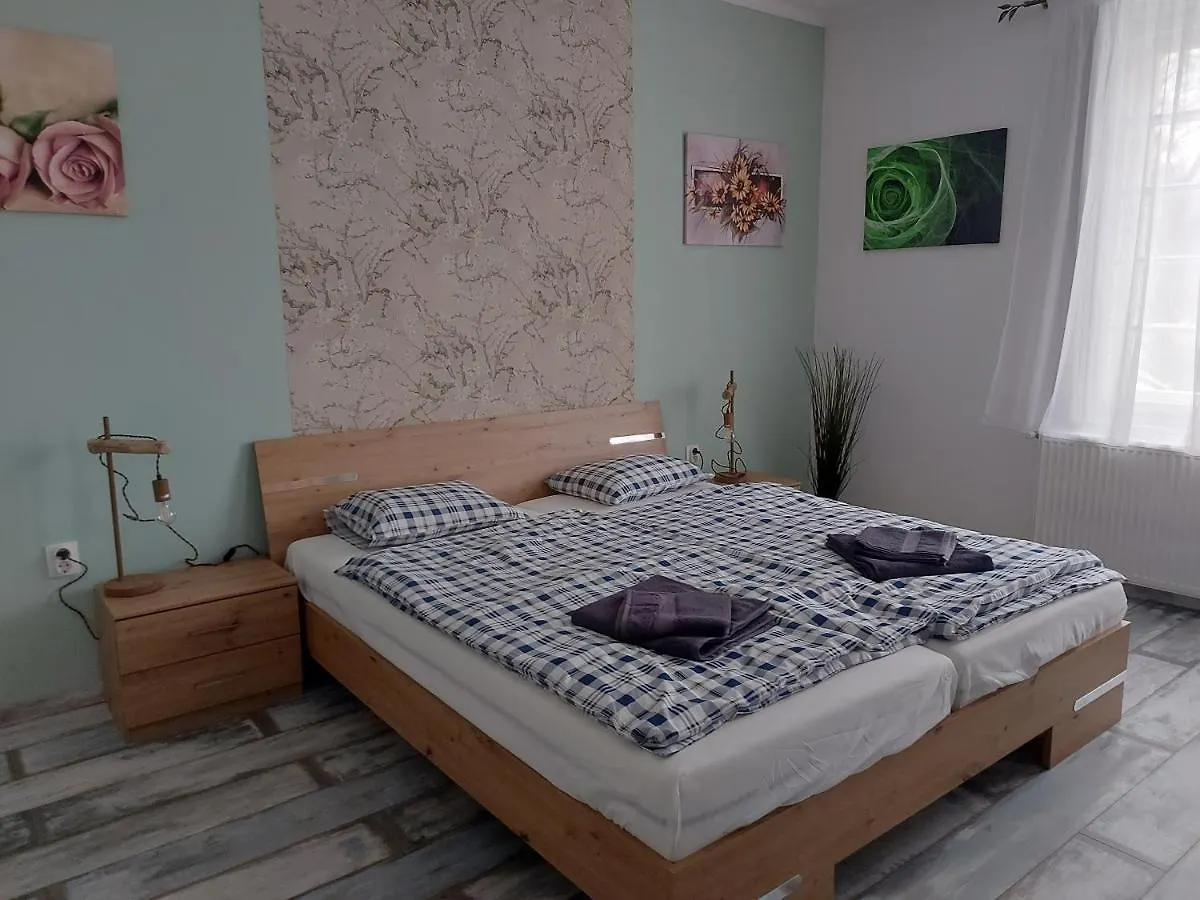 Crystal Apartman Eger Apartment